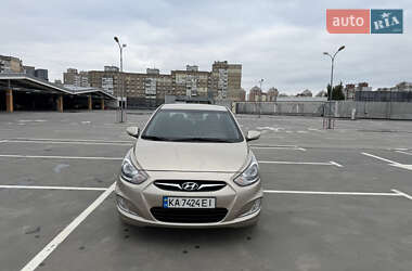 Седан Hyundai Accent 2012 в Києві