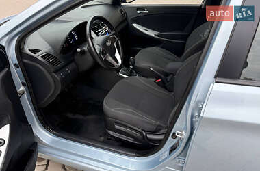 Седан Hyundai Accent 2011 в 