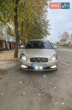Седан Hyundai Accent 2009 в Синельниковому