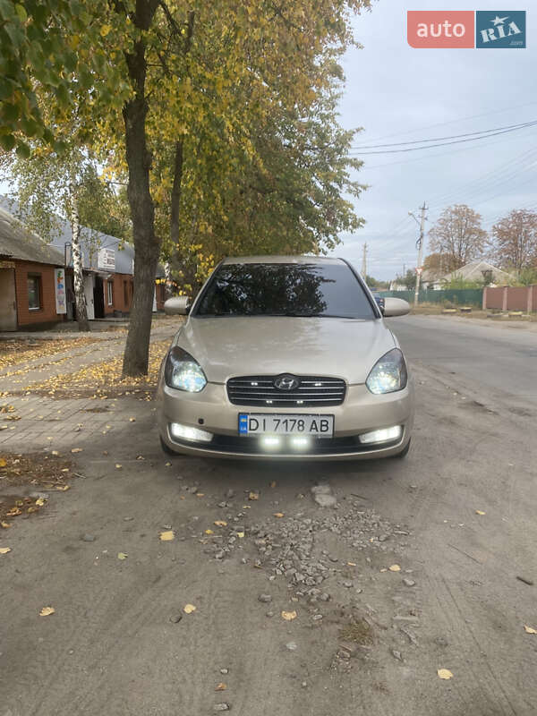 Седан Hyundai Accent 2009 в 