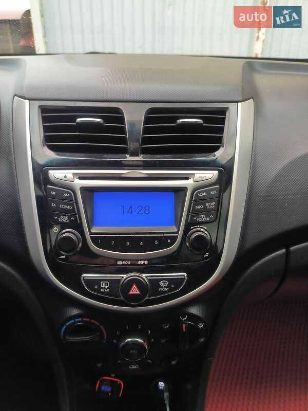 Седан Hyundai Accent 2012 в Киеве фото 18 Седан Hyundai Accent 2012 в Киеве