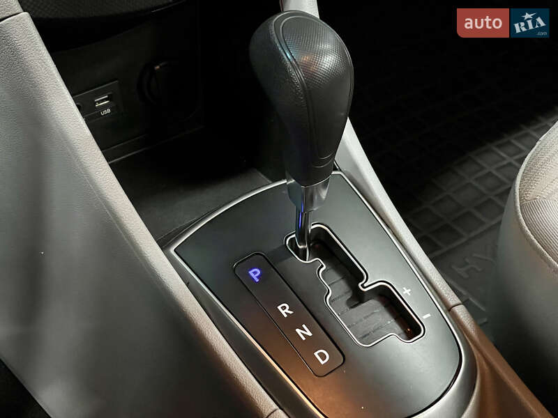 Седан Hyundai Accent 2016 в Киеве фото 24 Седан Hyundai Accent 2016 в Киеве