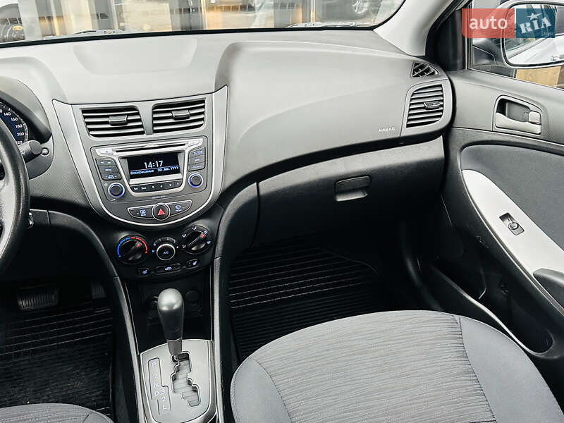 Седан Hyundai Accent 2016 в Харькове