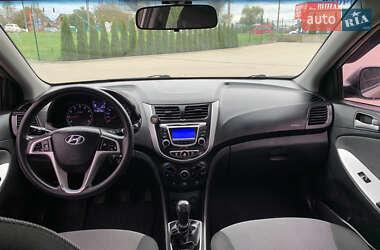 Седан Hyundai Accent 2013 в 