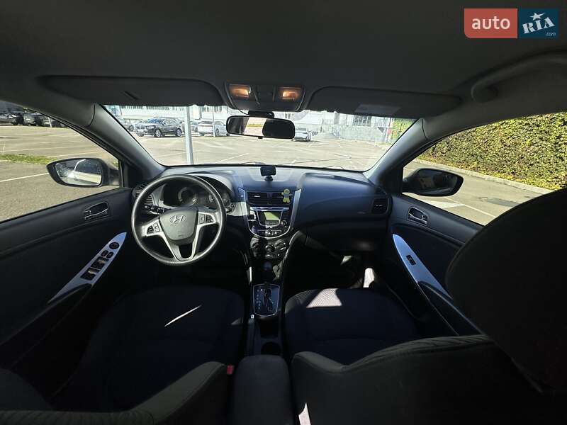 Седан Hyundai Accent 2012 в Киеве