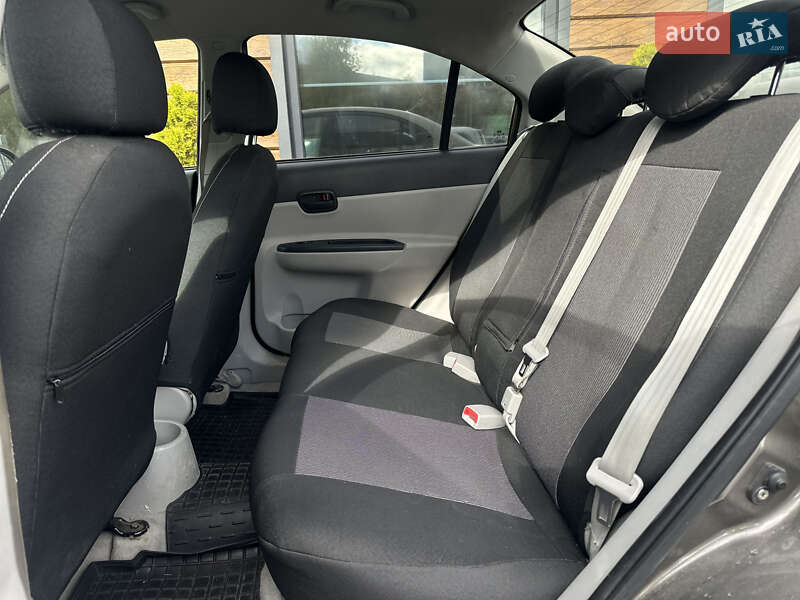 Седан Hyundai Accent 2008 в Шептицькому
