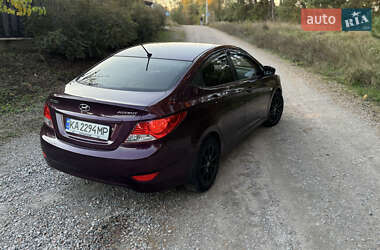 Седан Hyundai Accent 2012 в 