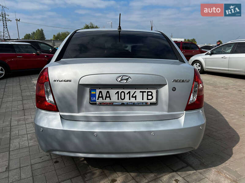 Седан Hyundai Accent 2007 в Днепре