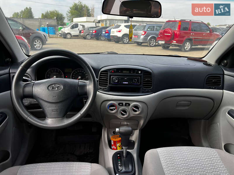 Седан Hyundai Accent 2007 в Днепре