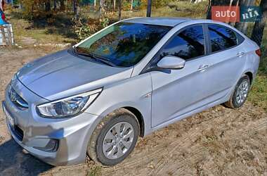 Седан Hyundai Accent 2016 в Киеве