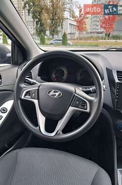 Седан Hyundai Accent 2012 в 