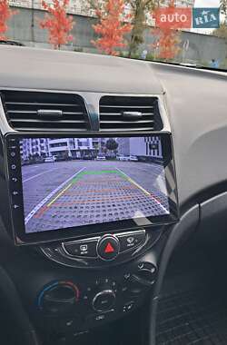 Седан Hyundai Accent 2012 в 