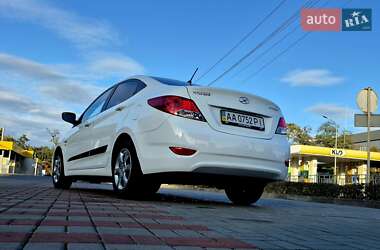 Седан Hyundai Accent 2013 в 