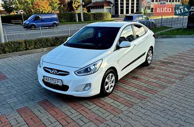Седан Hyundai Accent 2013 в 