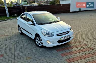 Седан Hyundai Accent 2013 в 