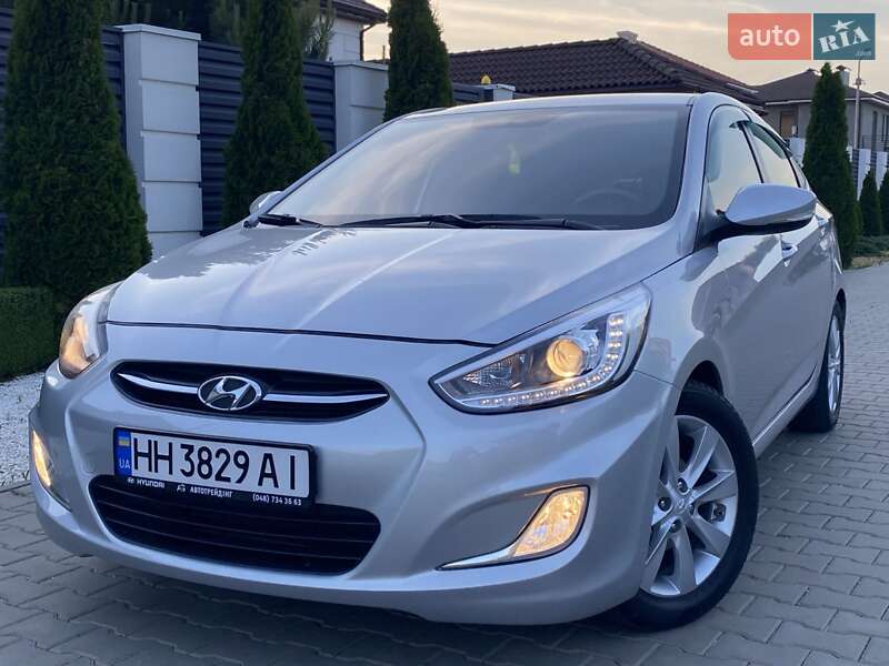 Седан Hyundai Accent 2016 в Одессе