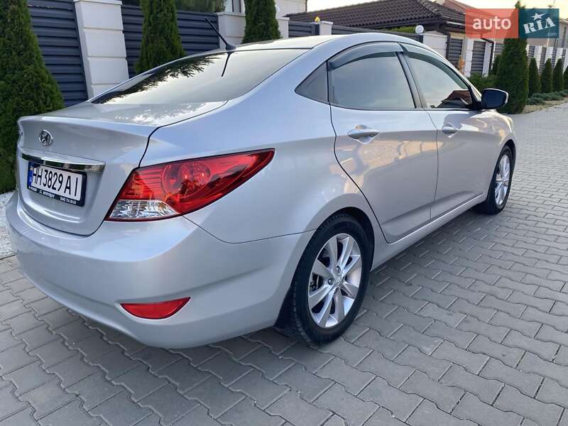 Седан Hyundai Accent 2016 в Одессе