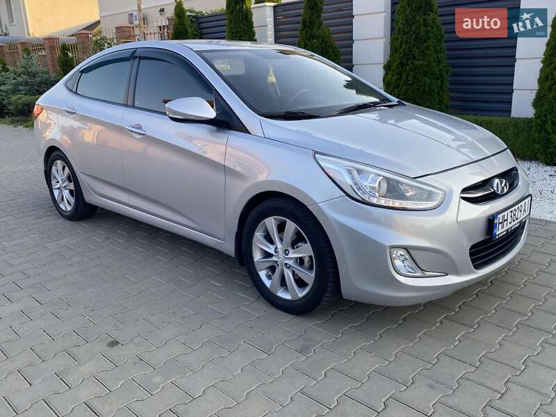 Седан Hyundai Accent 2016 в Одессе