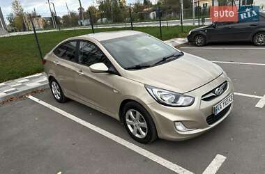 Седан Hyundai Accent 2011 в 