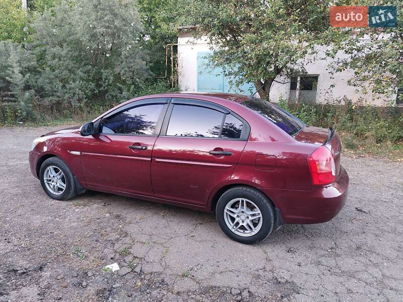 Седан Hyundai Accent 2008 в Кицмани фото 23 Седан Hyundai Accent 2008 в Кицмани
