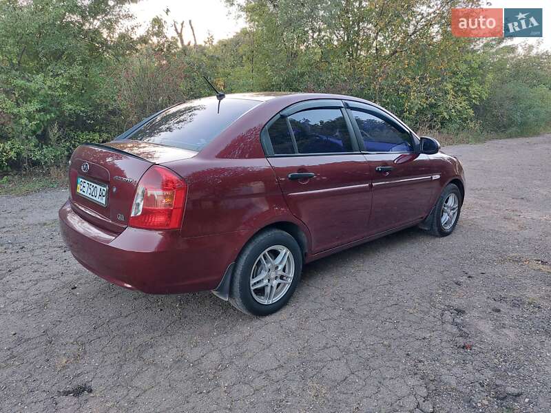 Седан Hyundai Accent 2008 в Кицмани фото 27 Седан Hyundai Accent 2008 в Кицмани