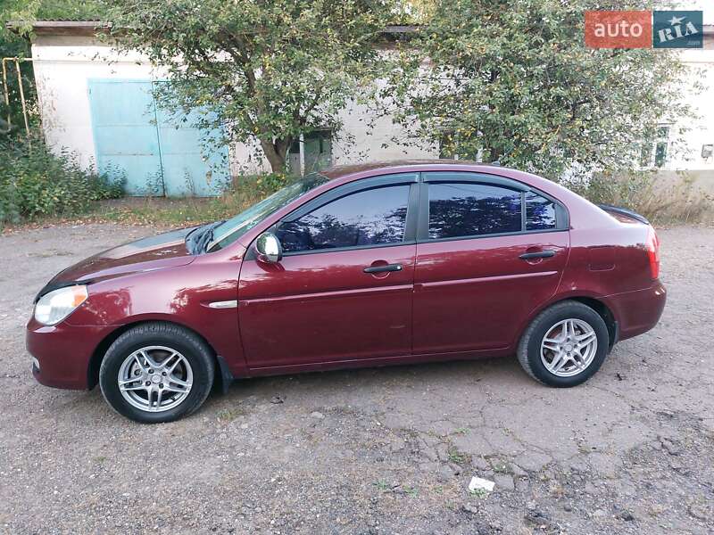 Седан Hyundai Accent 2008 в Кицмани фото 31 Седан Hyundai Accent 2008 в Кицмани