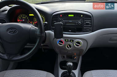 Седан Hyundai Accent 2008 в 