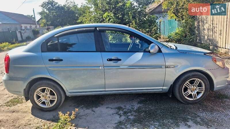 Седан Hyundai Accent 2008 в Каменском