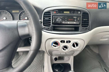 Седан Hyundai Accent 2008 в 