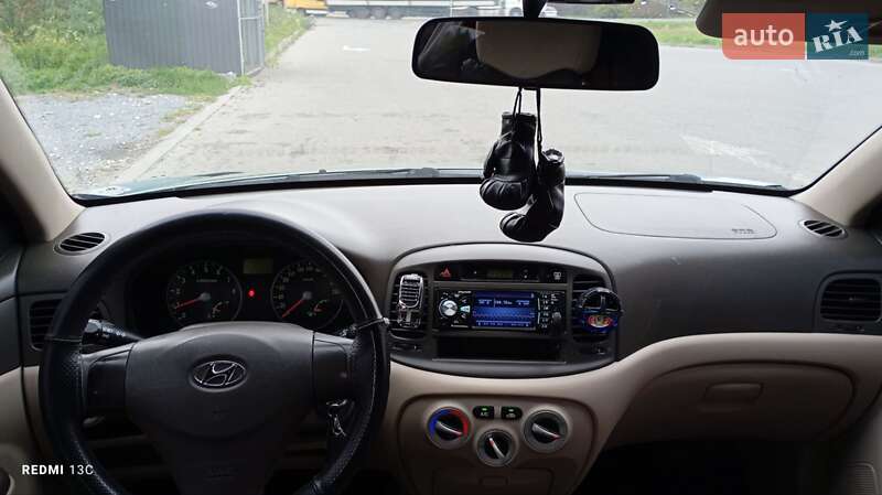 Седан Hyundai Accent 2007 в Львові