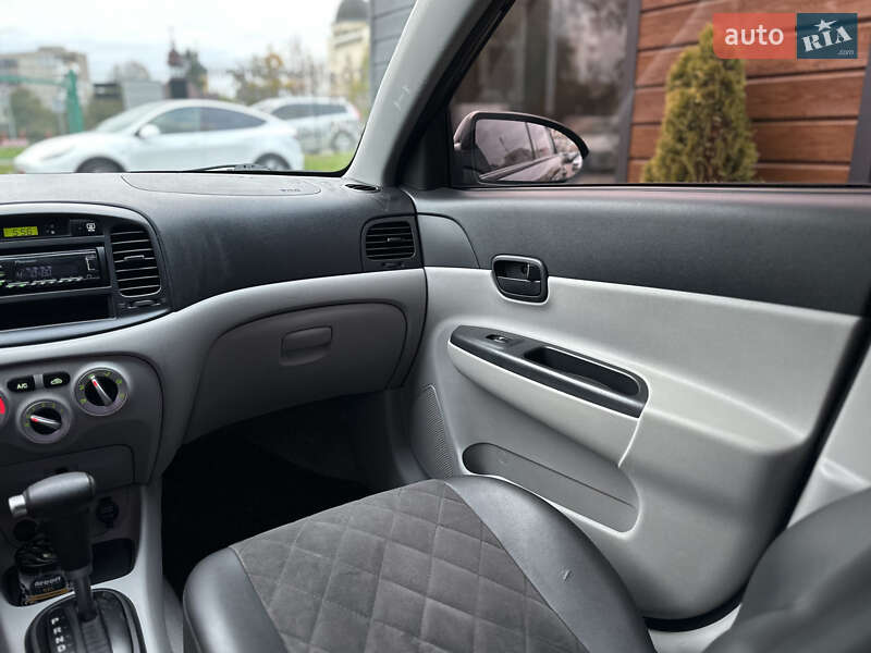 Седан Hyundai Accent 2008 в Шептицькому