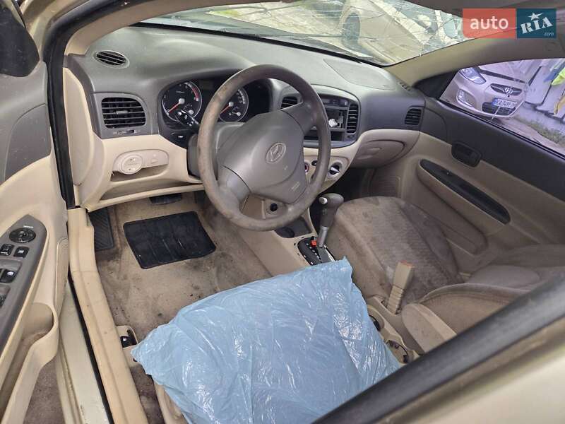 Седан Hyundai Accent 2008 в Киеве