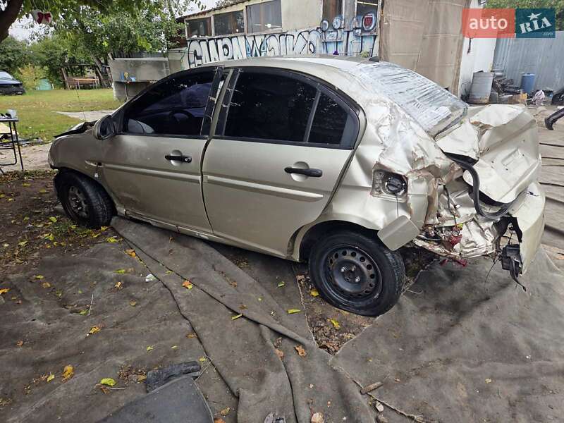 Седан Hyundai Accent 2008 в Киеве