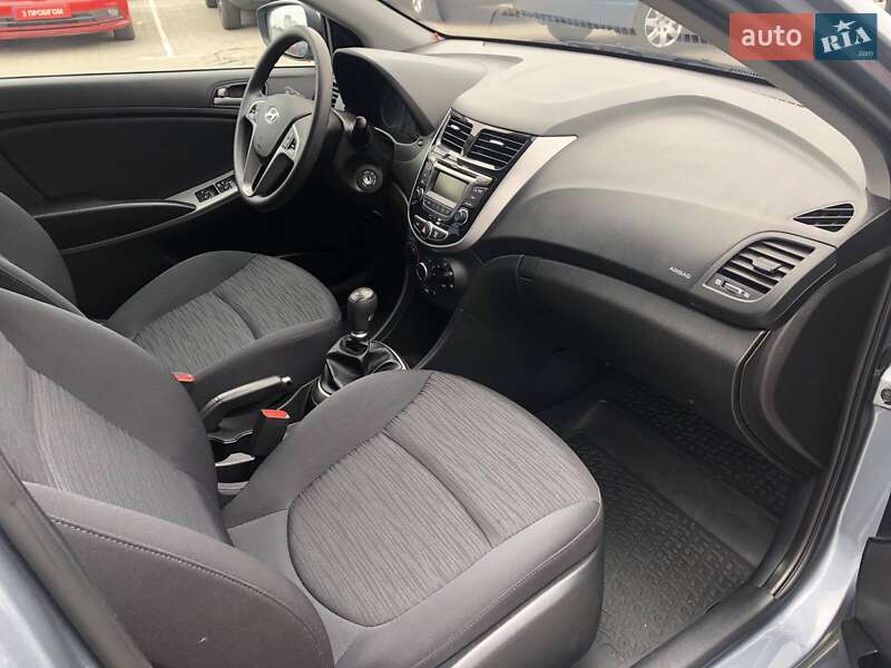 Седан Hyundai Accent 2018 в Полтаве