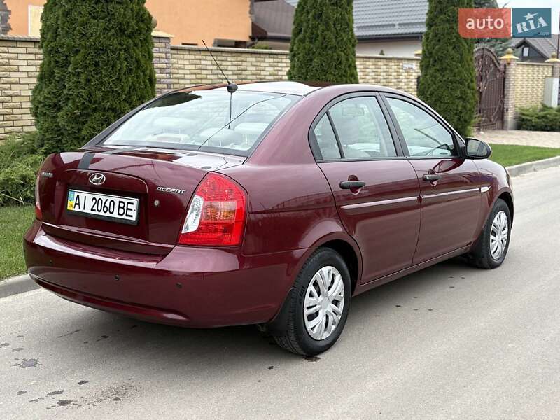 Седан Hyundai Accent 2008 в Киеве