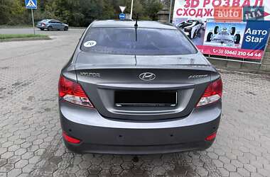 Седан Hyundai Accent 2013 в  фото 9 Седан Hyundai Accent 2013 в