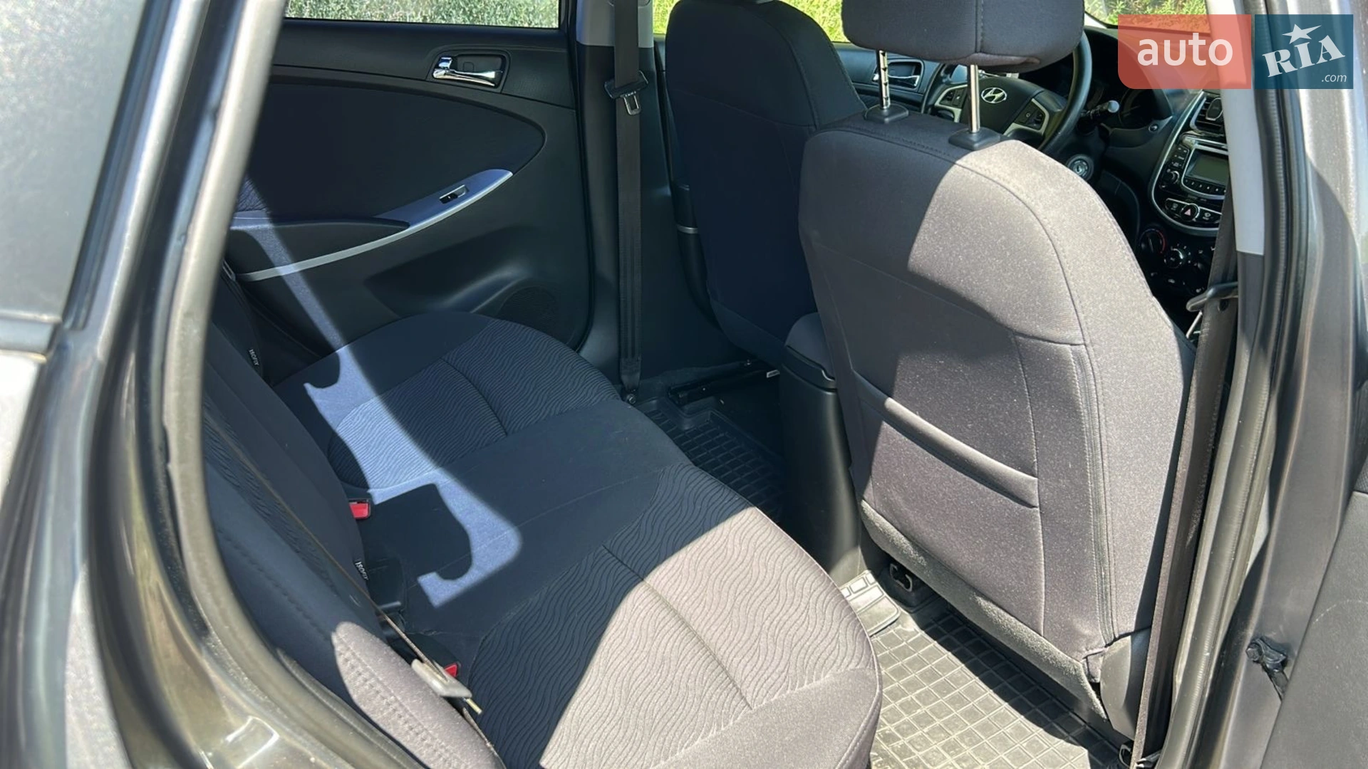 2013 Hyundai Accent - мініатюра 22