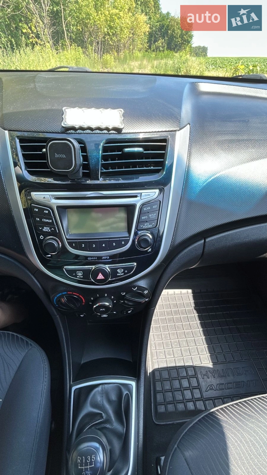 2013 Hyundai Accent - мініатюра 23