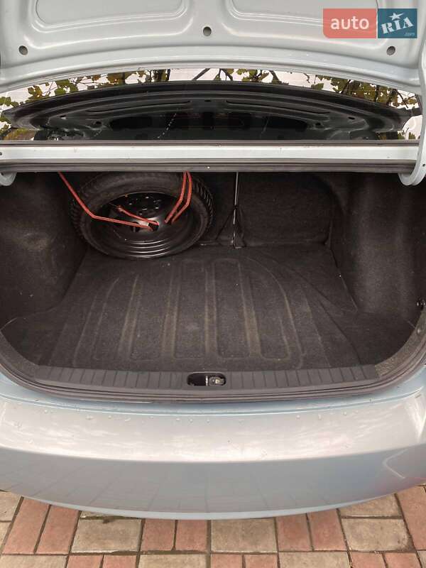 Седан Hyundai Accent 2009 в Лозовой
