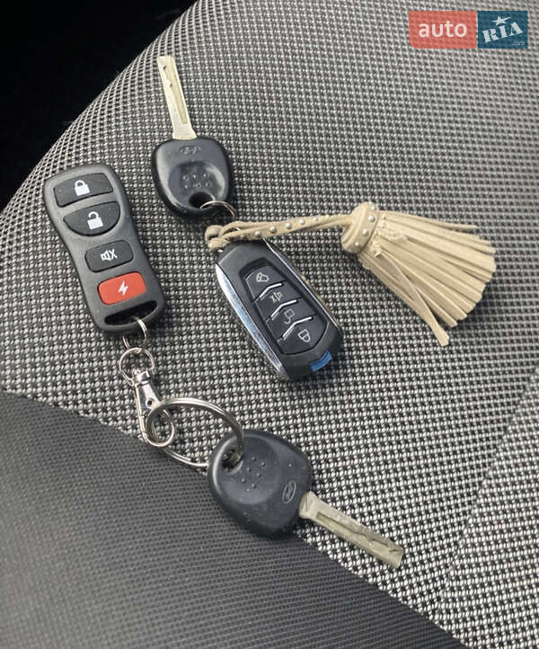 Седан Hyundai Accent 2011 в Києві фото 8 Седан Hyundai Accent 2011 в Києві