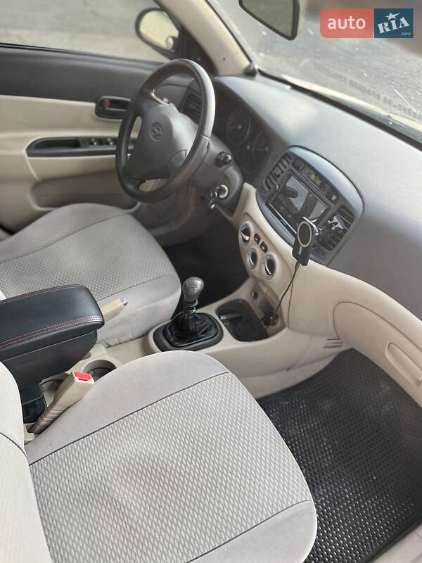 Седан Hyundai Accent 2008 в Кременчуге