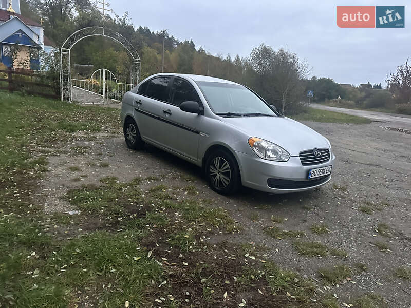 Седан Hyundai Accent 2009 в Ізяславі