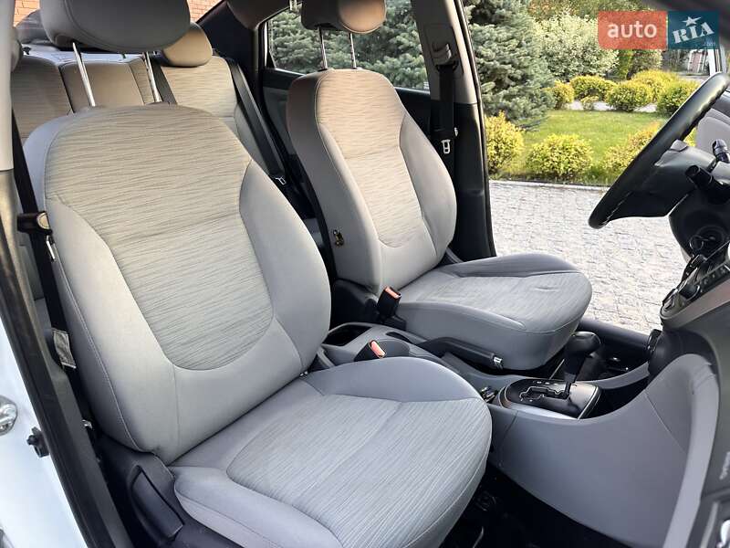 Седан Hyundai Accent 2015 в Харкові фото 11 Седан Hyundai Accent 2015 в Харкові