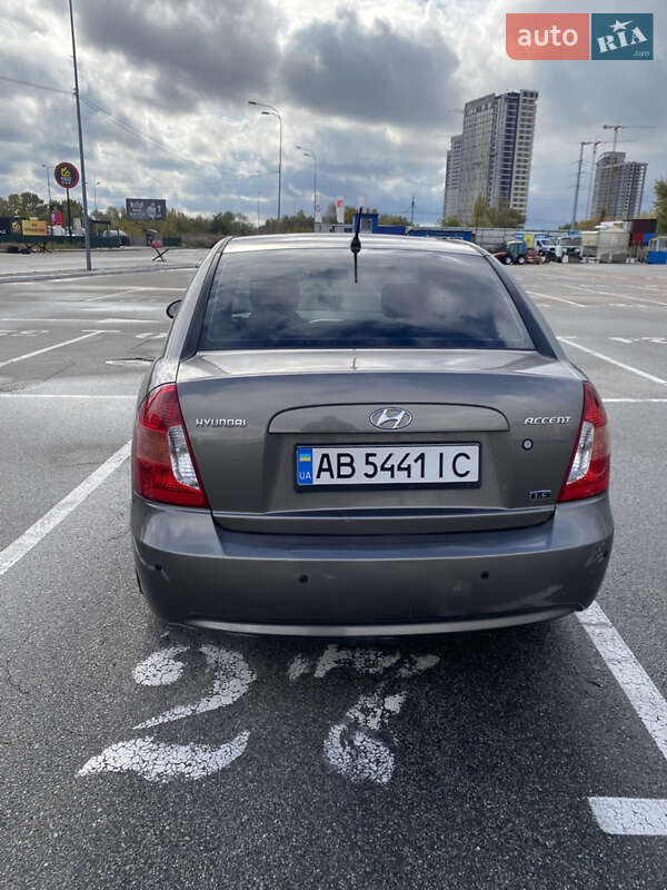 Седан Hyundai Accent 2008 в Києві
