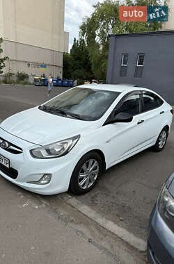 Седан Hyundai Accent 2013 в Одесі