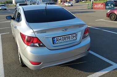 Седан Hyundai Accent 2012 в 