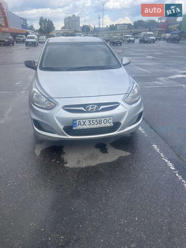 Седан Hyundai Accent 2011 в Харькове