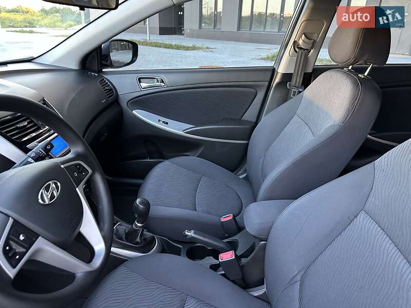 Седан Hyundai Accent 2013 в Киеве фото 17 Седан Hyundai Accent 2013 в Киеве