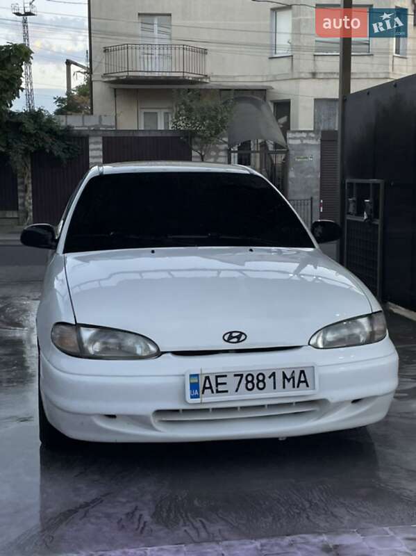 Hyundai Accent 1996 Hyundai Accent 1996