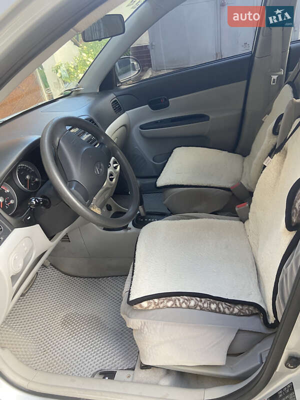 Седан Hyundai Accent 2008 в Тернополе
